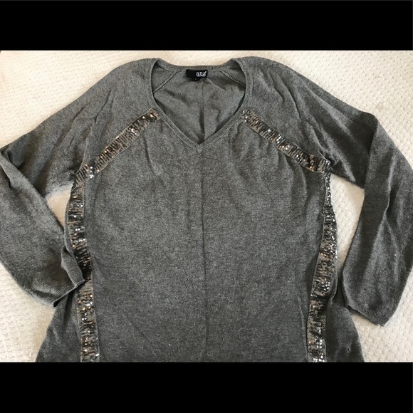 Ana grey pullover sweater large - Picture 1 of 3